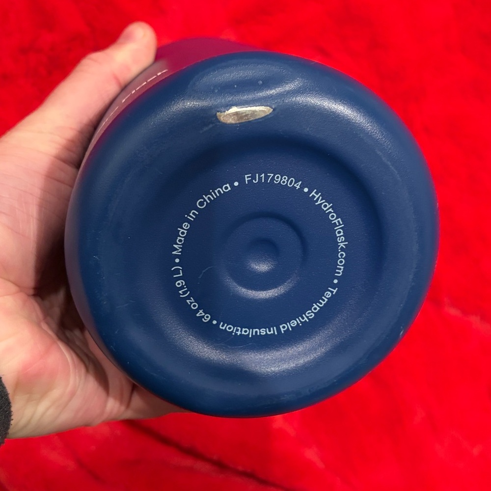 Hydro Flask 64 oz Wide Mouth Bottle - Picture 3 of 6